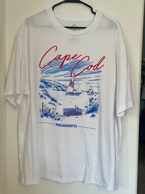 Well Worn White Cape Cod Graphic Tee with Red Blue XXL Cotton NWOT Men's Women's